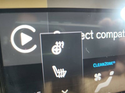 2020 Volvo XC40 Momentum
